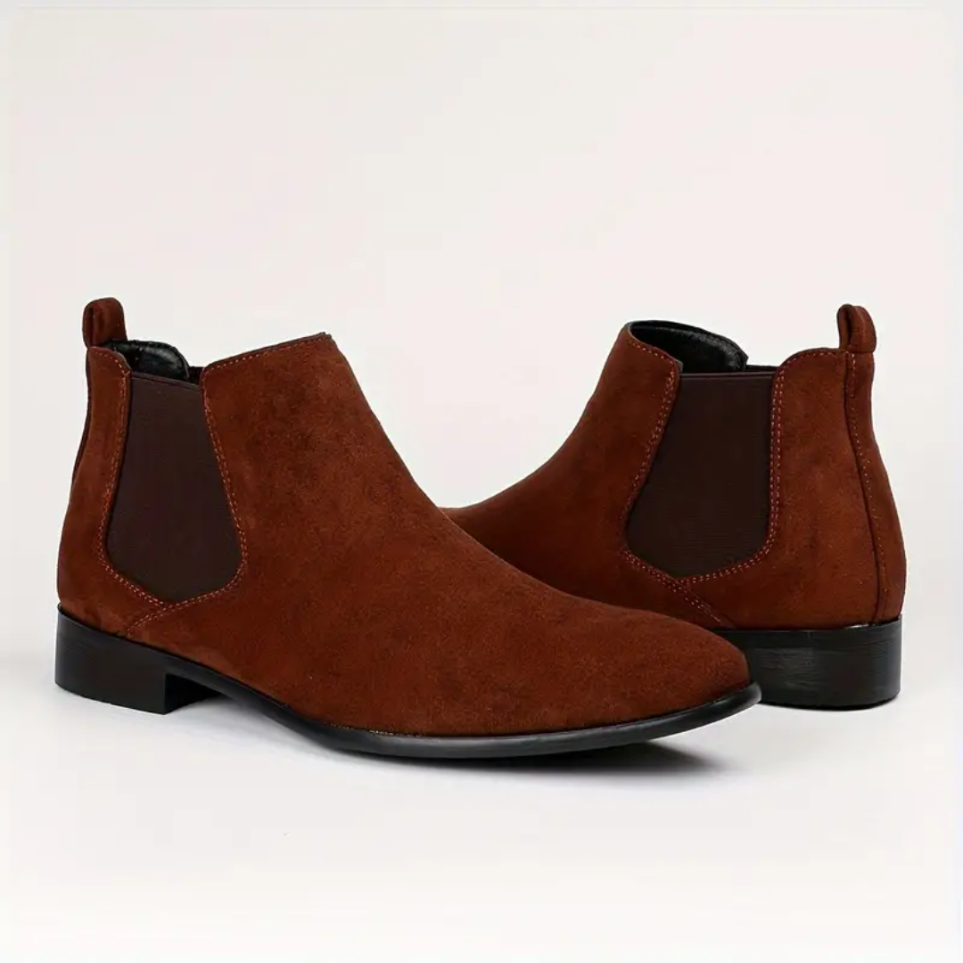 Men's Chelsea ankle boots with elastic side panels and low block heels