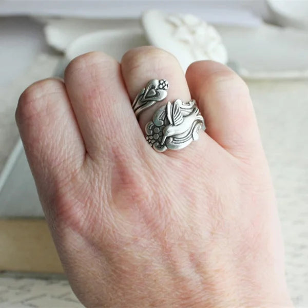 Hannah Floral Statement Ring 4
