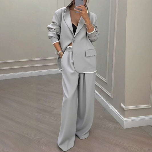 Women's oversized blazer and wide-leg trouser suit set