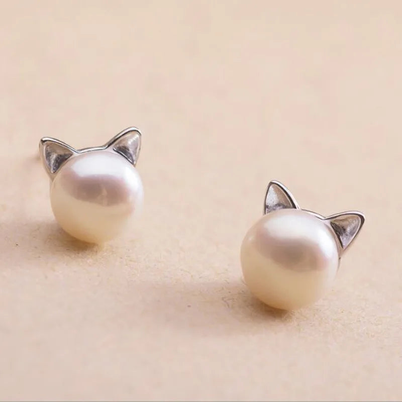 Piper Cat Pearl Stud Earrings 4