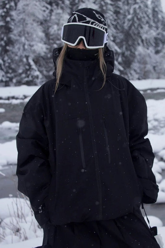 Unisex hooded ski jacket with long sleeves, zip pockets and drawcord hem