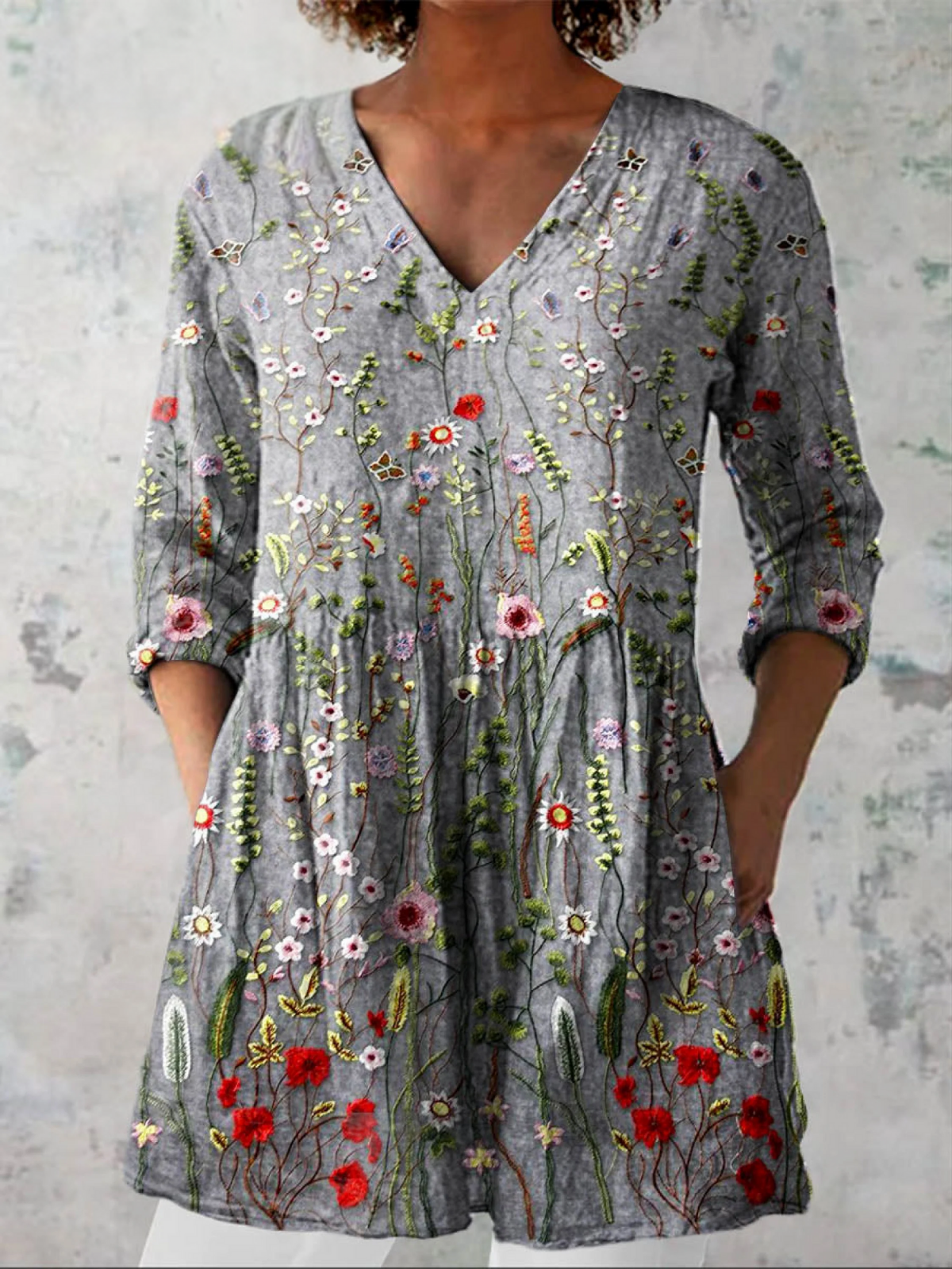 Cleo - Floral V-Neck Blouse