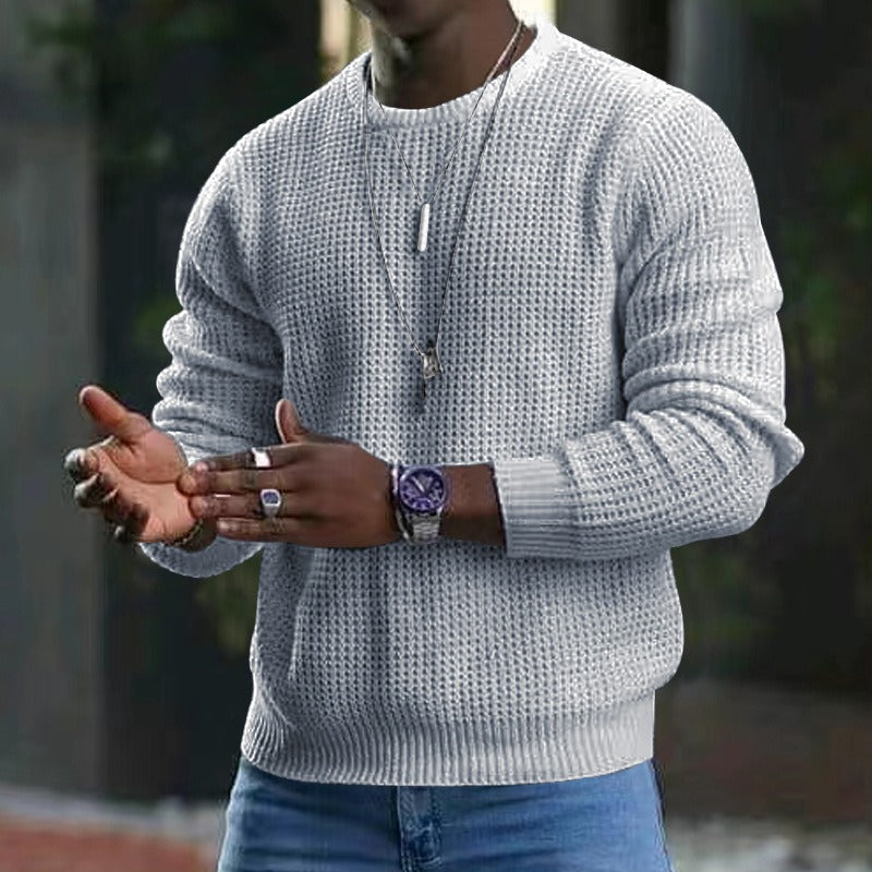 Men's long-sleeve textured crew neck sweater with ribbed trims