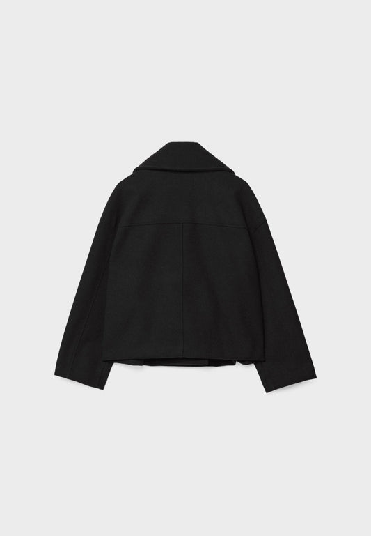 Women's double-breasted jacket with notched lapels and long sleeves