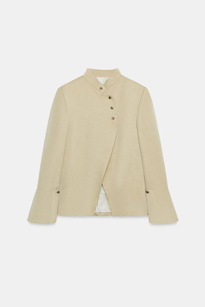 Women's cropped jacket with mandarin collar, button front and flared sleeves