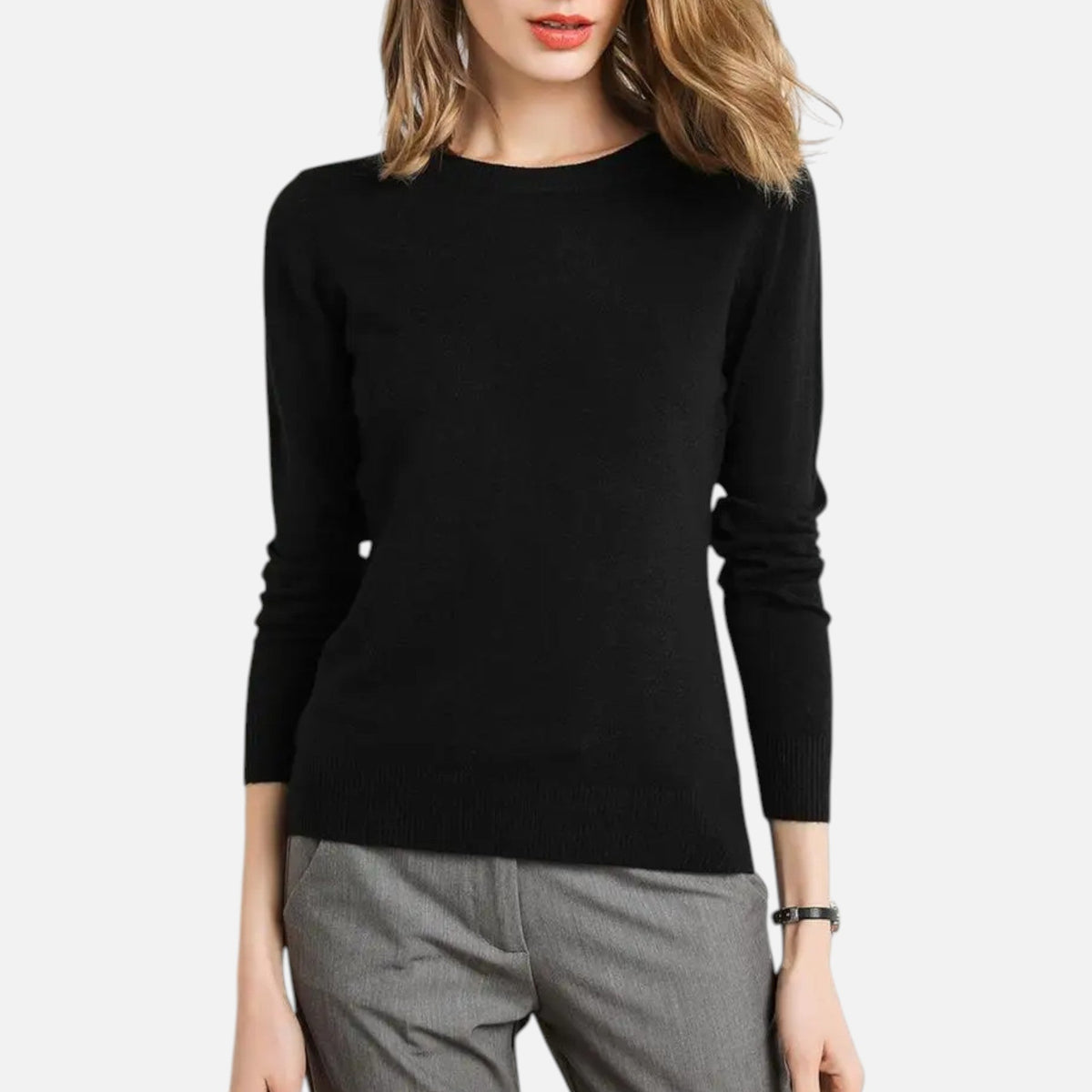 Women's lightweight crewneck sweater with long sleeves and ribbed trims