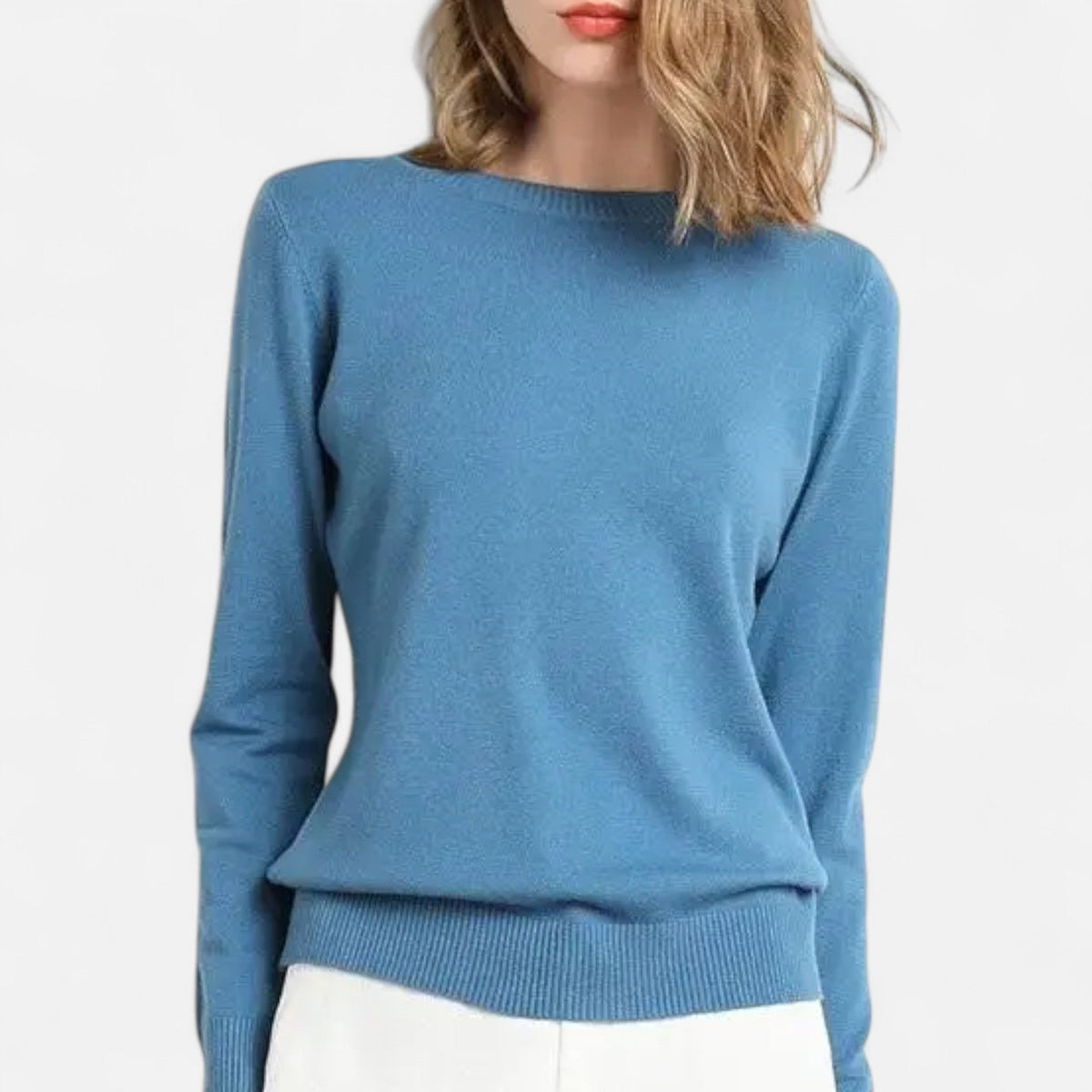 Women's lightweight crewneck sweater with long sleeves and ribbed trims