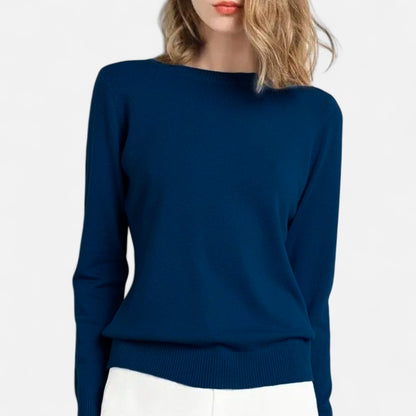 Women's lightweight crewneck sweater with long sleeves and ribbed trims