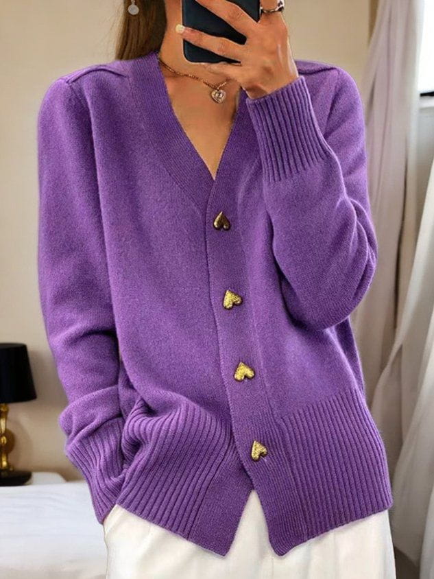 Women's V-neck knit cardigan with heart-shaped buttons and front pockets