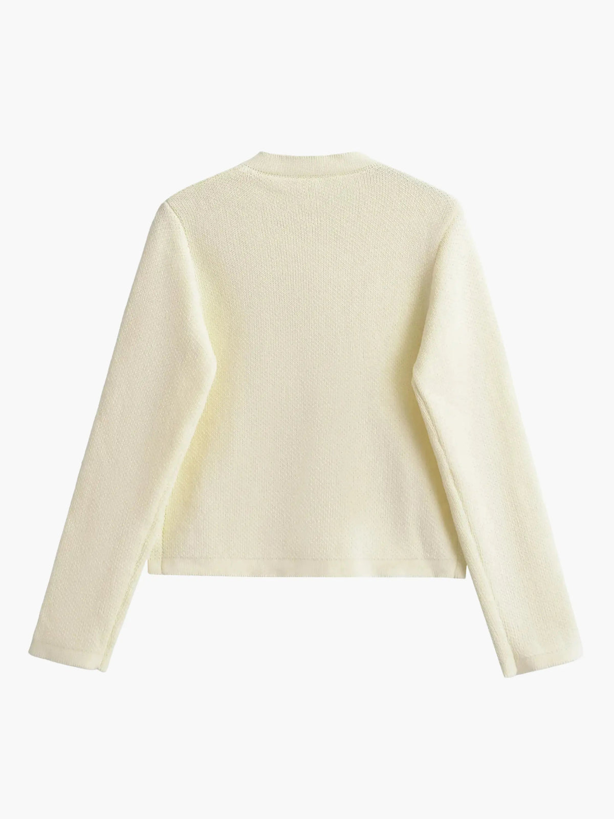 Women's cropped knit cardigan with buttons and front pockets
