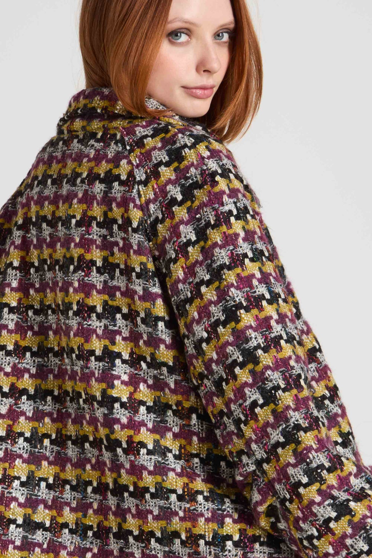 Women's multicolour patterned coat with wide collar and long sleeves