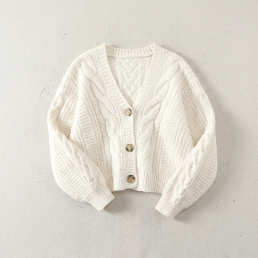 Women's cropped cable knit cardigan with V-neckline, buttons and long sleeves