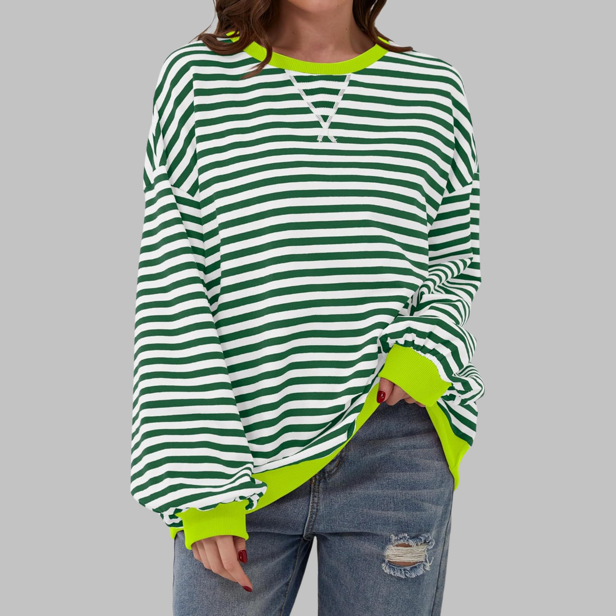 Women's striped crew neck sweatshirt with long sleeves and contrast ribbed trims