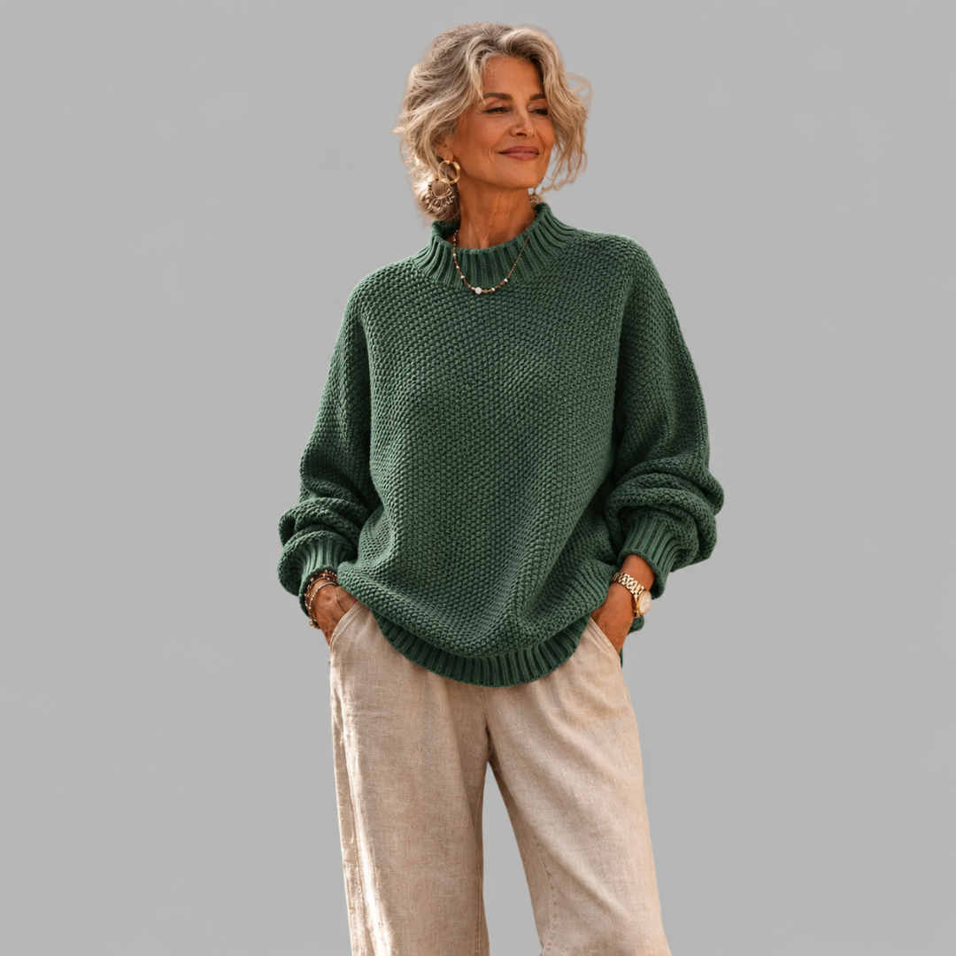Women's textured knit jumper with mock neckline and long sleeves