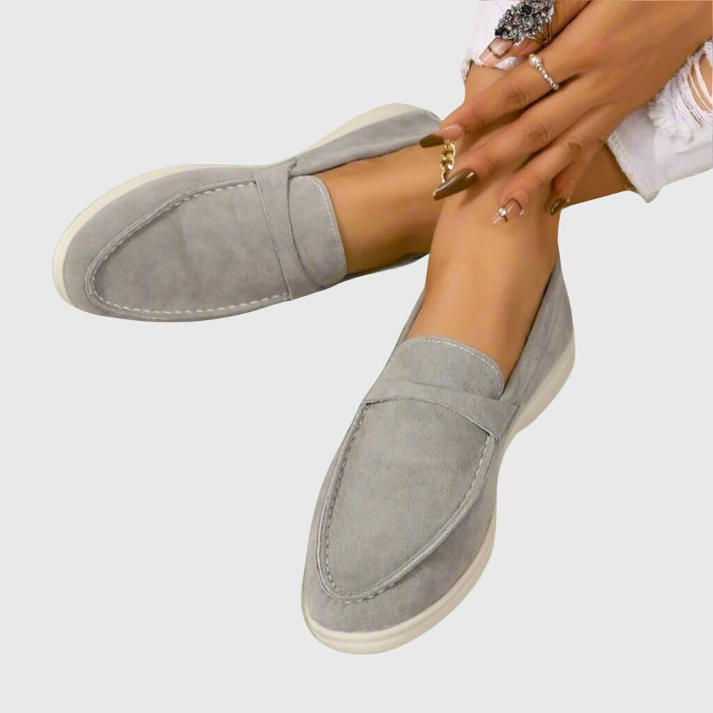 Women's casual slip-on loafers with moc toes and flat soles