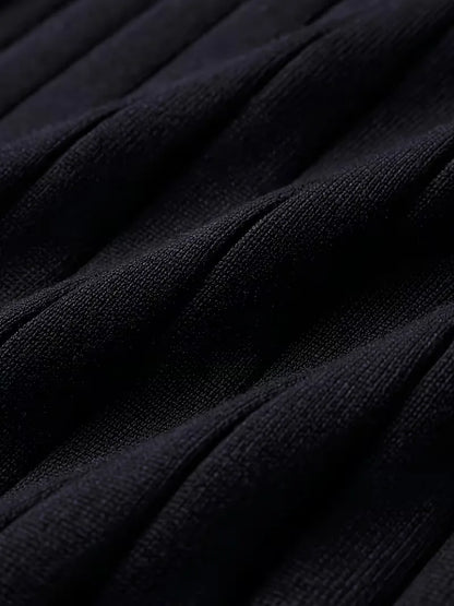 Men's long-sleeve ribbed crew neck sweater with vertical panels