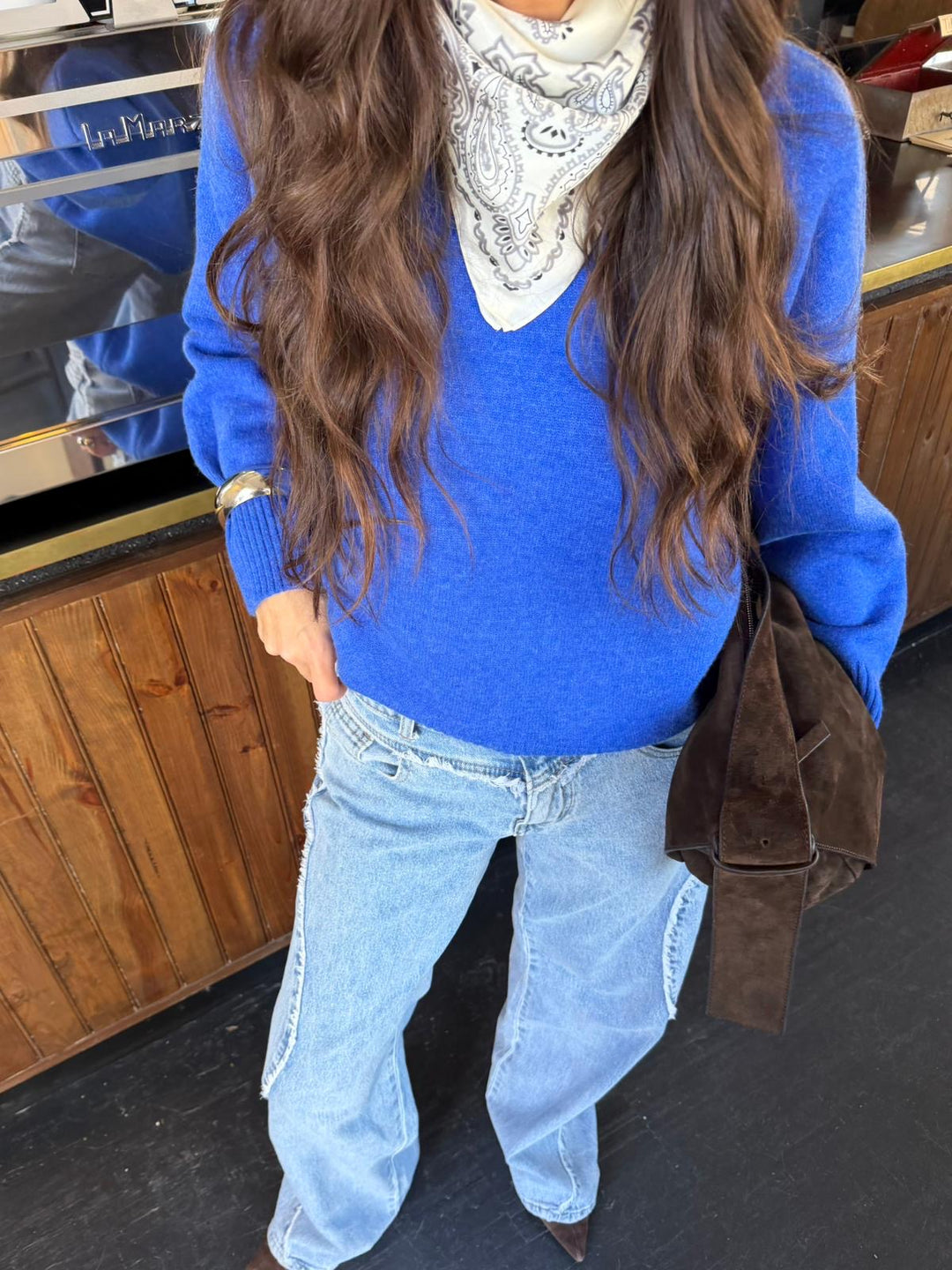 Women's oversized knit sweater with turtle neck and contrast piping