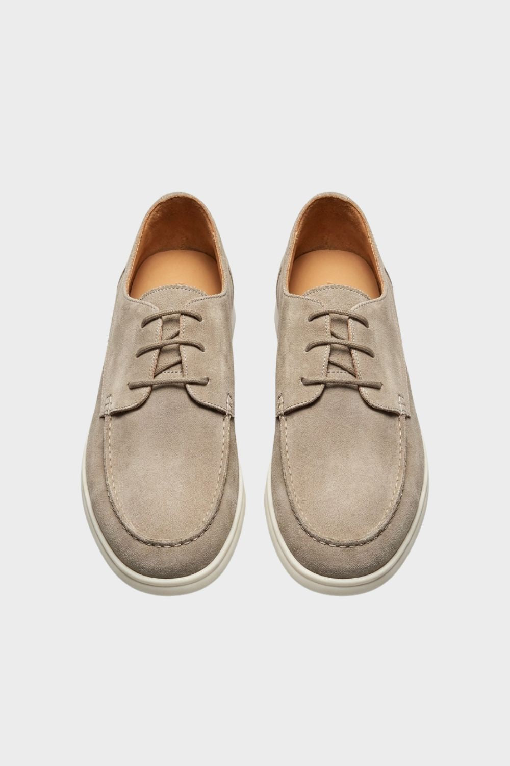 Men's moc toe lace-up shoes with flat contrasting soles