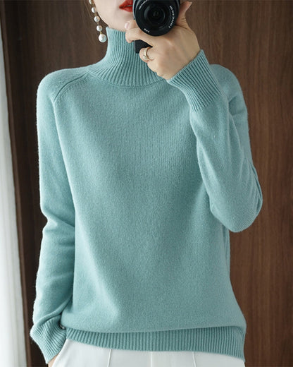 Women's ribbed high neck sweater with long sleeves