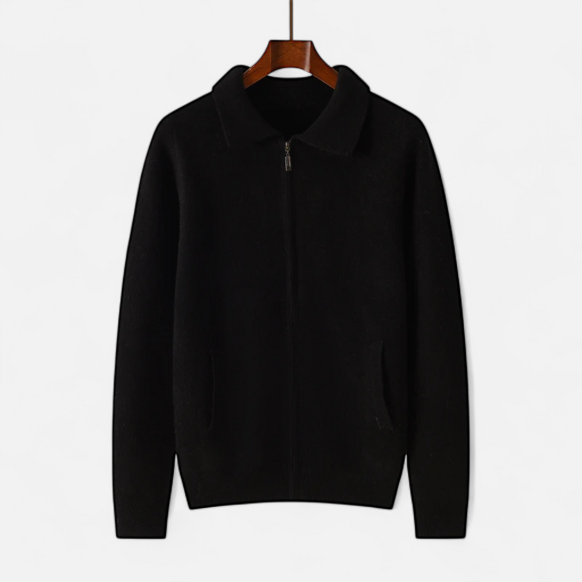 Men's zip-front sweater with polo collar and front pockets