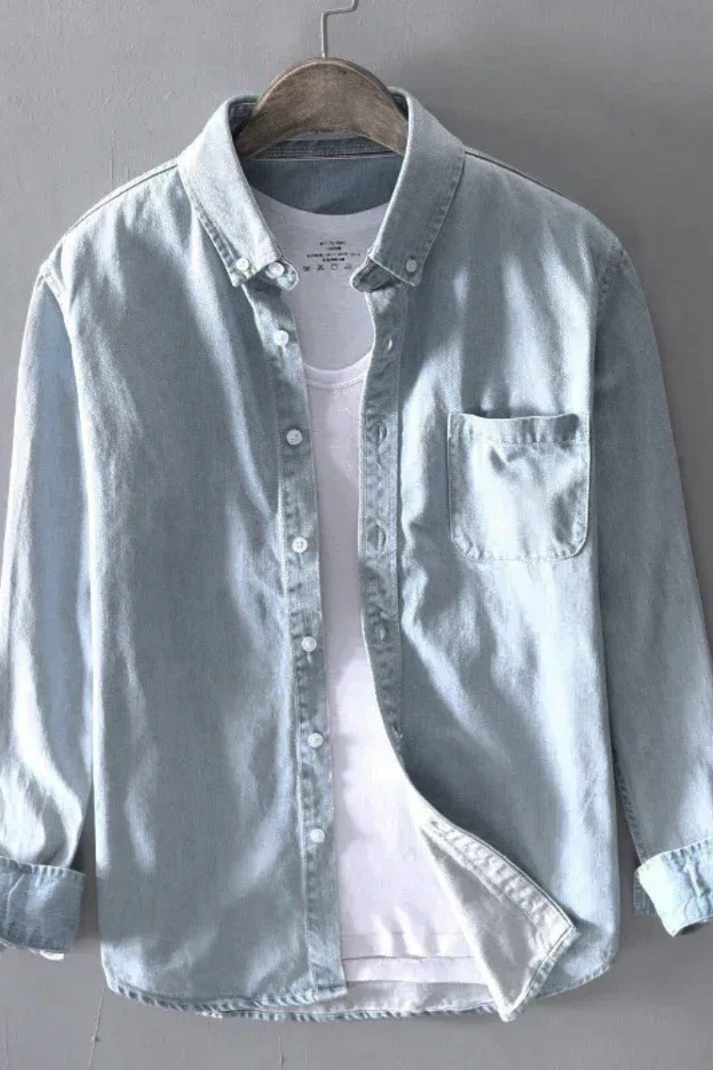Men's long-sleeve button-down denim shirt with chest pocket