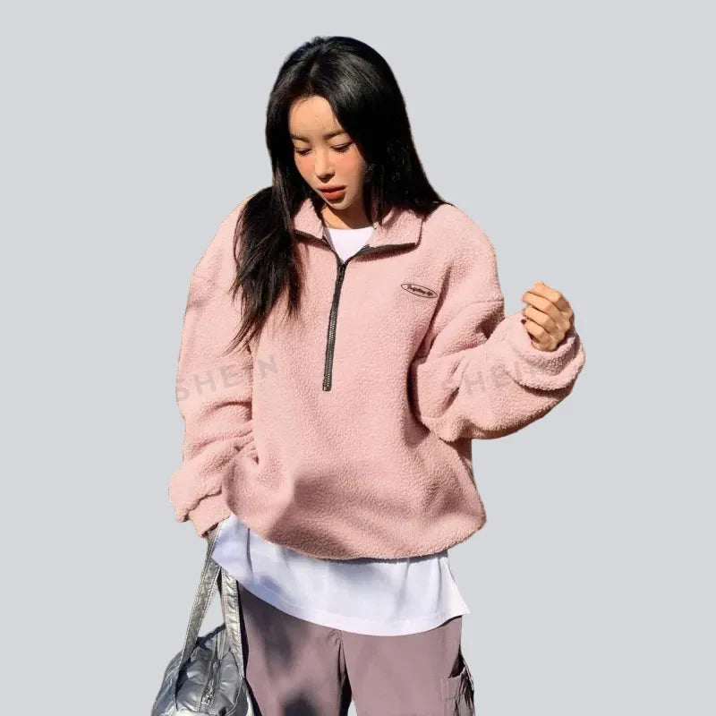 Women's textured quarter-zip sweatshirt with mock neck and long sleeves