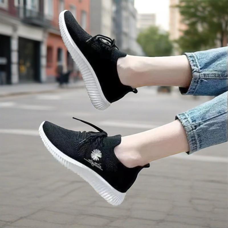 Women's floral lace-up sneakers with ribbed soles