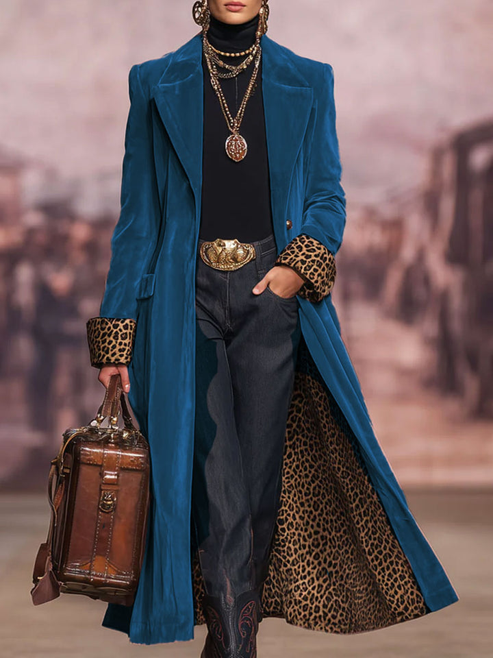 Women's long coat with lapel collar and leopard print lining