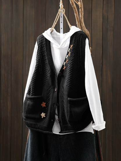 Women's textured knit vest with V-neck, buttons and patch pockets