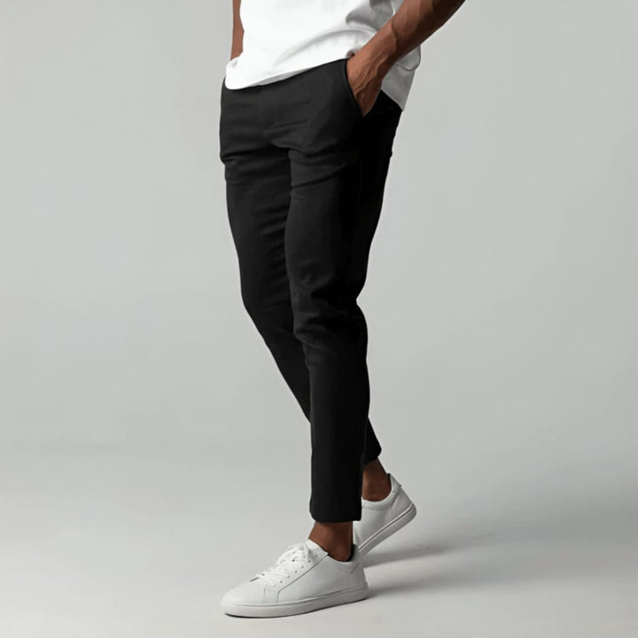 Men's slim chino trousers with cropped legs and front pockets