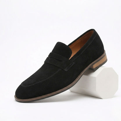 Men's classic penny loafers with textured finish, rounded toe and low heel