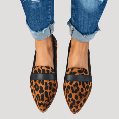 Women's penny loafers with almond toes, low heels and vamp straps
