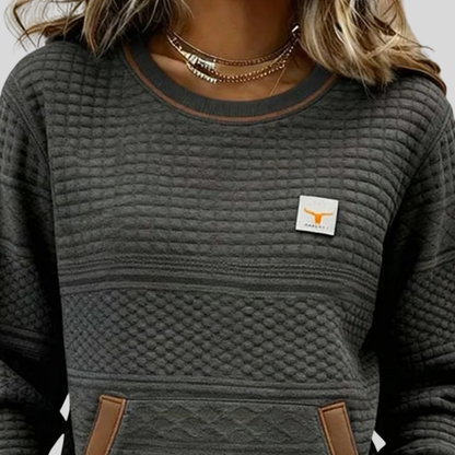 Women's textured crew neck sweatshirt with long sleeves and front kangaroo pocket