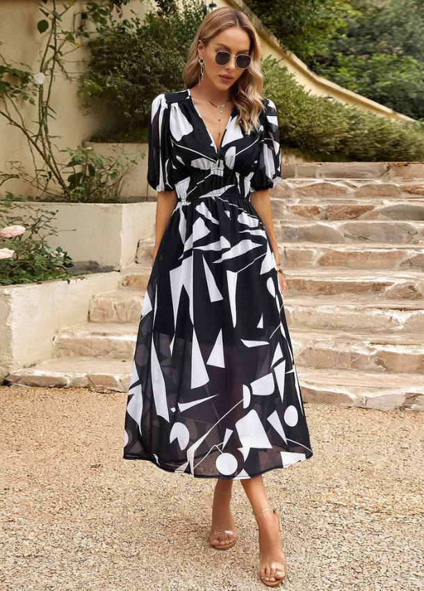 Fiora - Floral Smocked Midi Dress