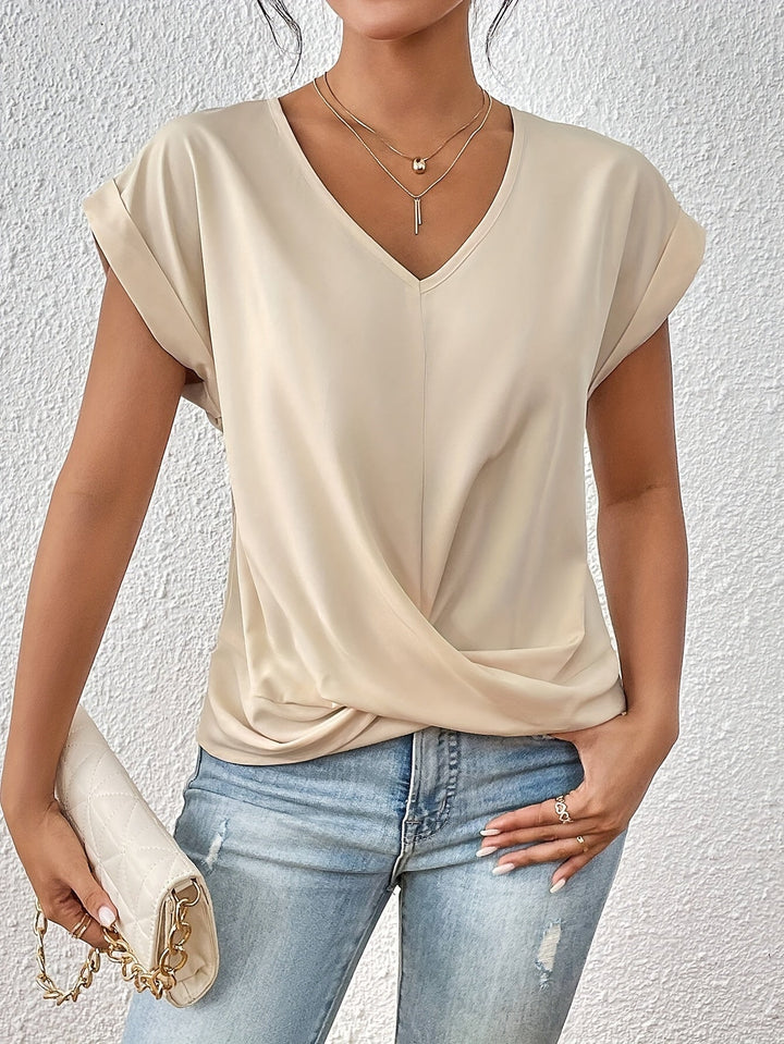 Women's V-neck short-sleeve T-shirt with twisted front gather detail