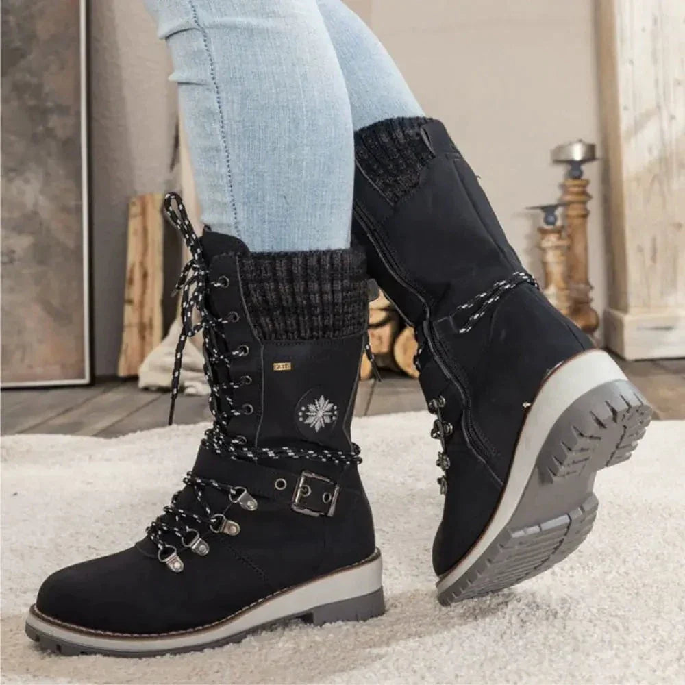 Women's lace-up ankle snow boots with knitted cuffs, buckle straps and ridged soles