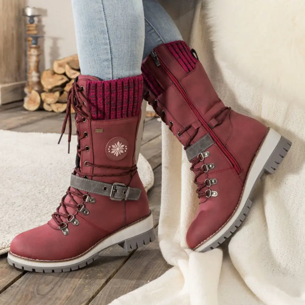 Women's lace-up ankle snow boots with knitted cuffs, buckle straps and ridged soles