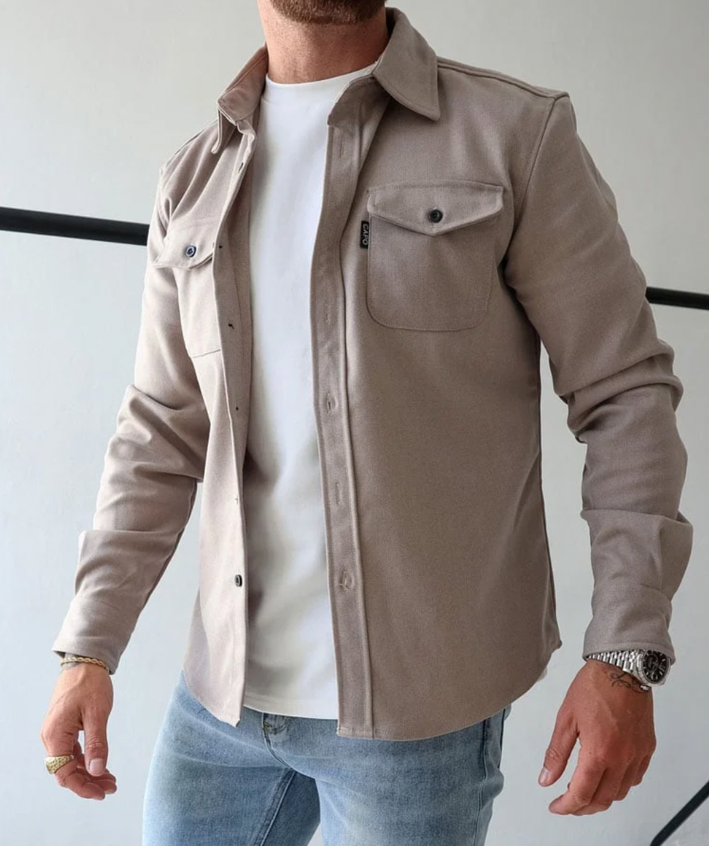 Men's long sleeve shirt jacket with collar and two chest pockets