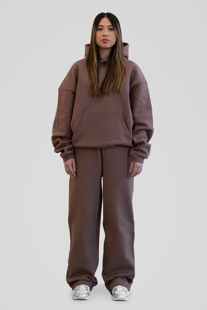 Women's brown hooded sweatshirt with long sleeves and front kangaroo pocket
