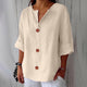 Women's relaxed V-neck shirt with buttons and three-quarter sleeves