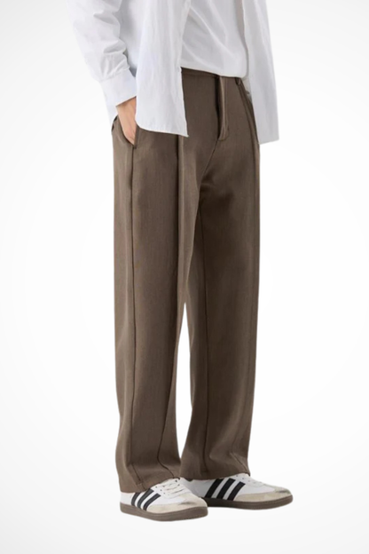 Men's wide-leg tailored trousers with front pleats and straight hems