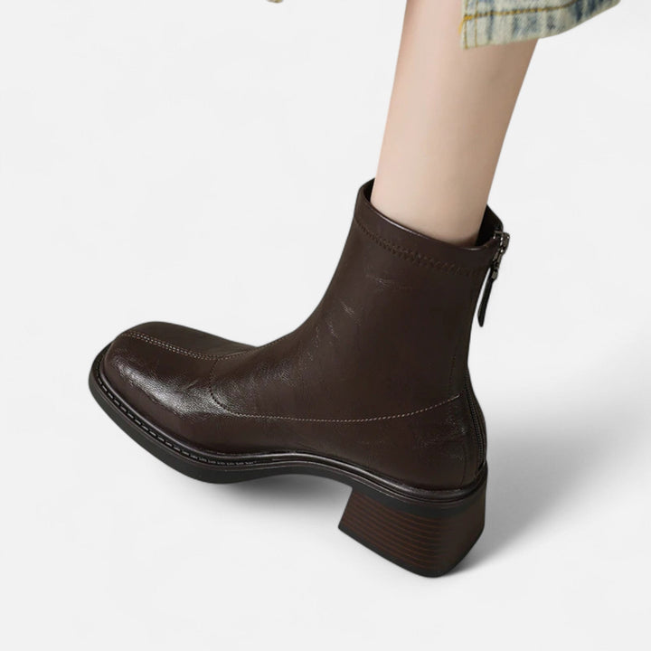 Urban ankle boots with round toes, side zippers and block heels