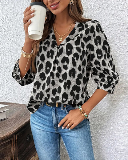 Women's leopard print blouse with V-neck collar and 3/4 sleeves