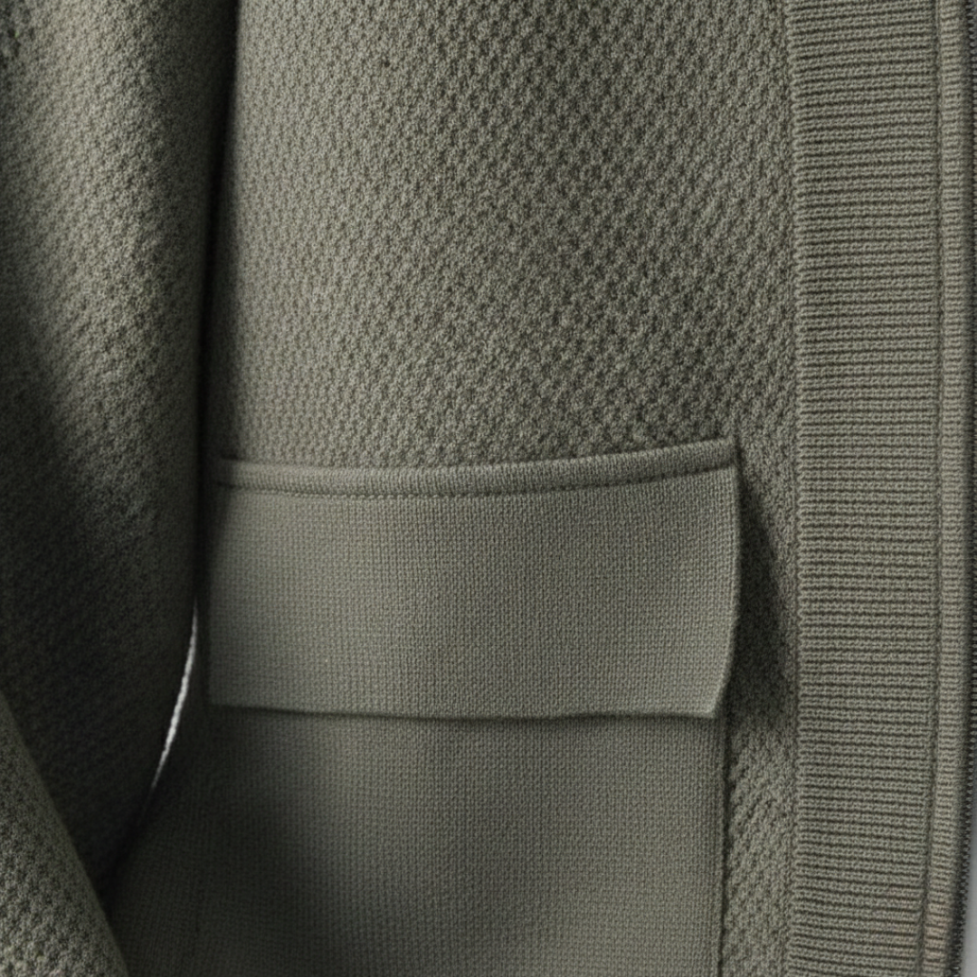Men's textured knit cardigan with open front, long sleeves and flap pockets