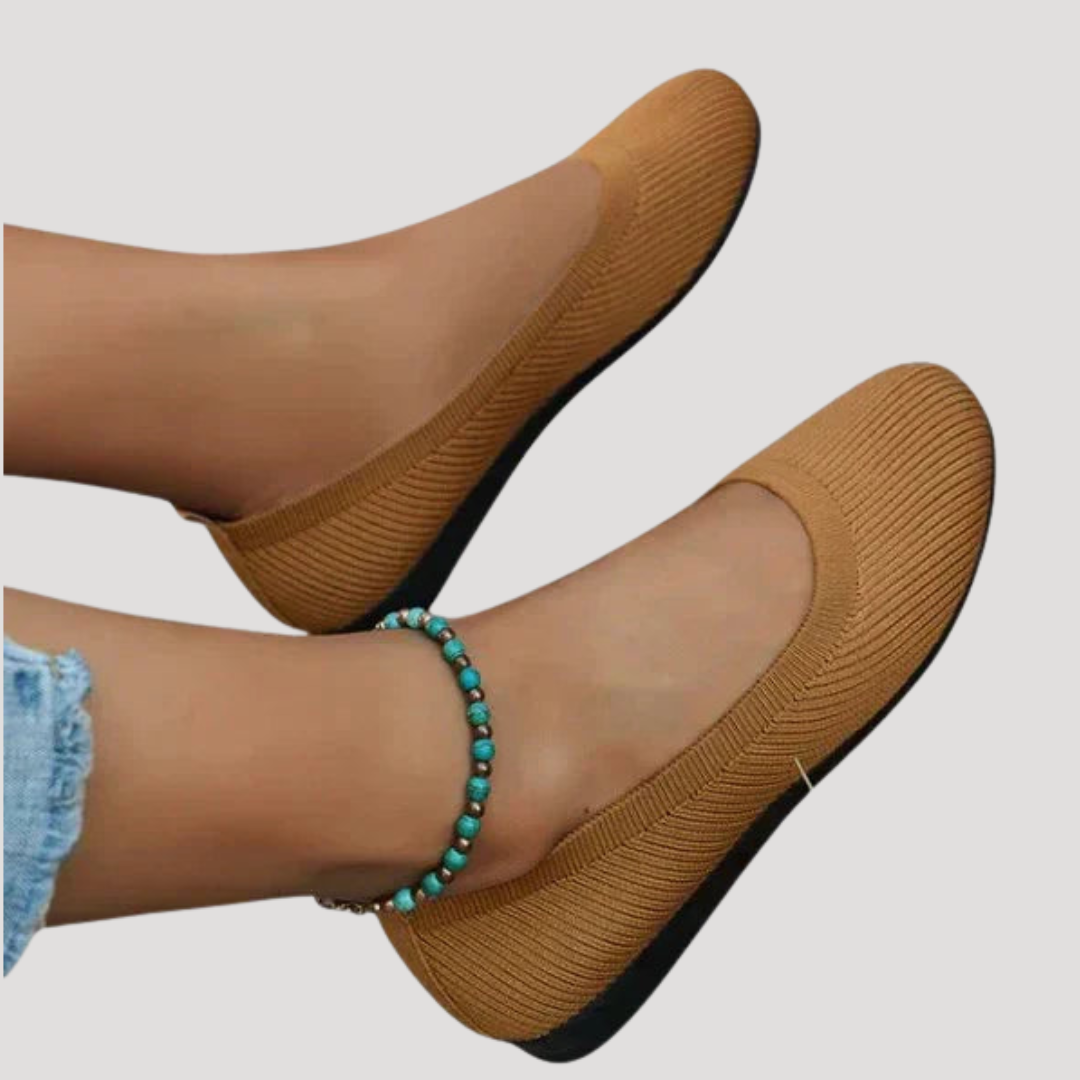 Women's knit flat shoes with rounded toes and flat soles