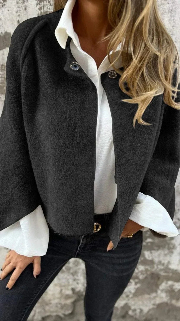 Women's textured cropped coat with long sleeves and snap front