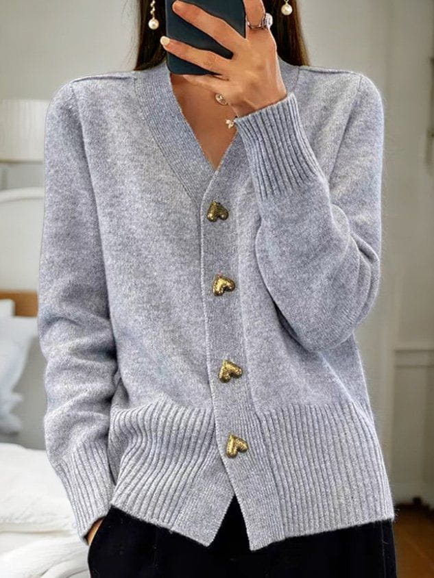 Women's V-neck knit cardigan with heart-shaped buttons and front pockets