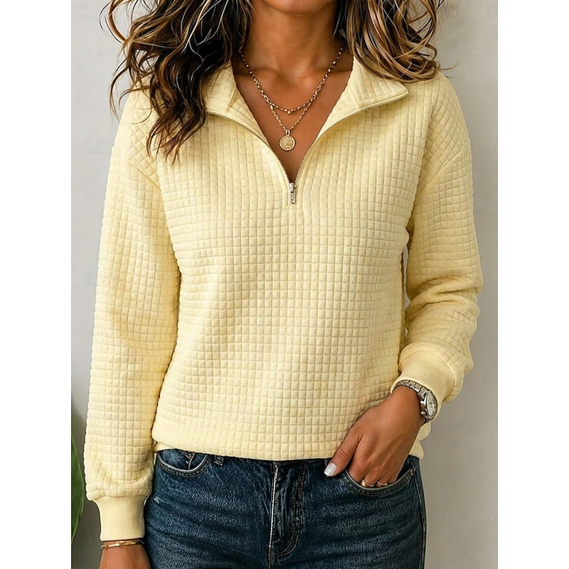 Women's textured quarter-zip sweatshirt with spread collar and ribbed trim