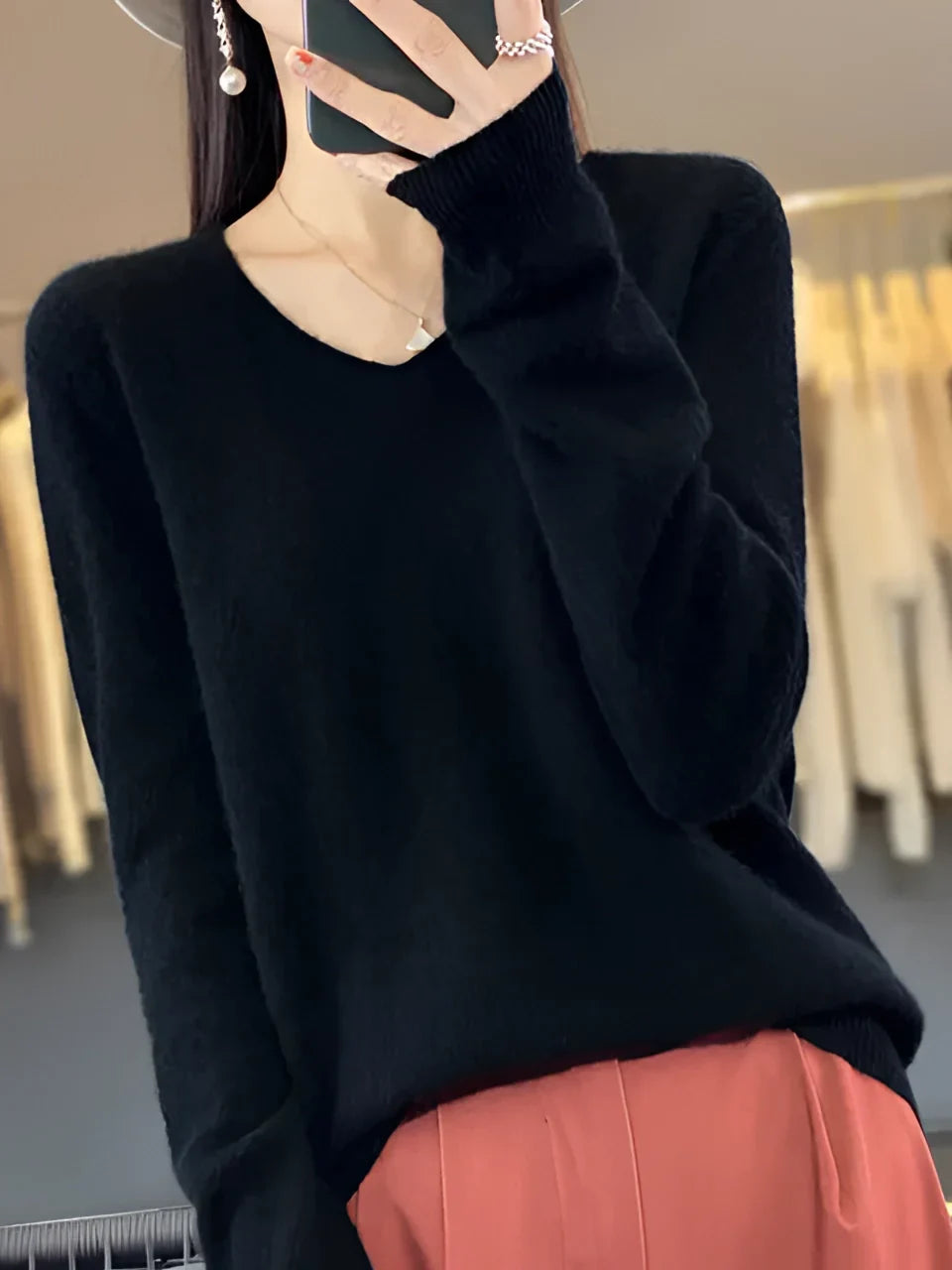 Women's plain crew neck sweater with long sleeves