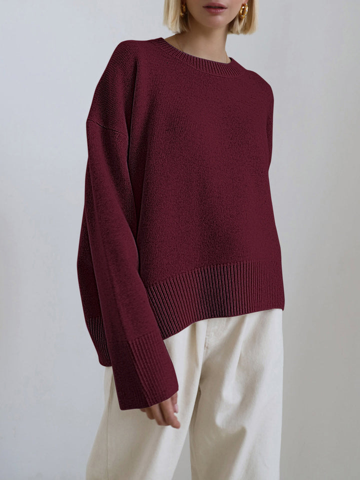 Women's oversized crewneck knit sweater with long sleeves